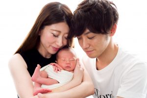 家族写真 名古屋で撮影したニューボーンフォト